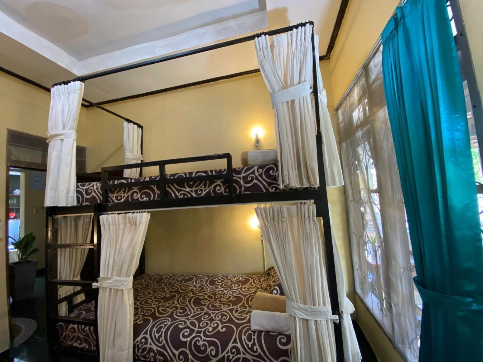 Coliving Bali Sweet Home Kost Lengkap Di Tabanan Kota Bilik gambar